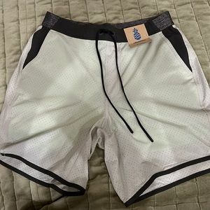 NWT Chubbies yoga/swim shorts